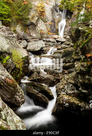 Bash Bish falls dans Berkshires Banque D'Images