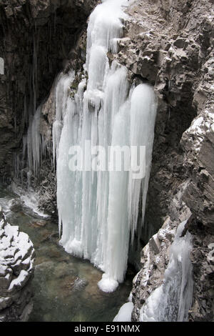 Cascade Breitachklamm glacé Banque D'Images