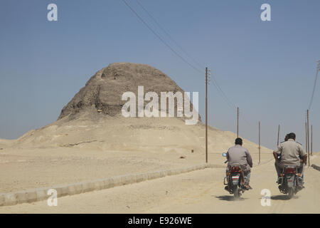 La pyramide du pharaon Sésostris II à Lahun en Égypte. Aussi connu comme Sesostris II ou Senwosret II. Banque D'Images