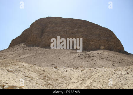 La pyramide du pharaon Sésostris II à Lahun en Égypte. Aussi connu comme Sesostris II ou Senwosret II. Banque D'Images