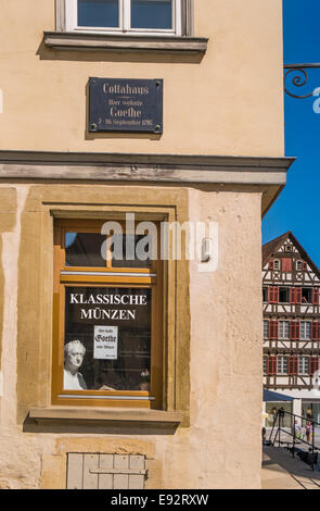 Ainsi appelé    maison en terre cuite dans la partie historique de Tuebingen, lieu de naissance de l'éditeur Georg von cotta Banque D'Images