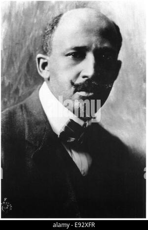 William Edward Burghardt, W.E.B., du bois (1868-1963), leader des droits civiques afro-américain et co-fondateur de N.A.A.P.C., Portrait, vers 1918 Banque D'Images