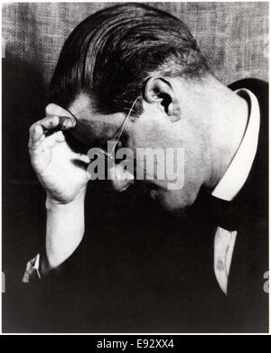 James Joyce (1882-1941), romancier et poète irlandais, Portrait, vers 1940 Banque D'Images