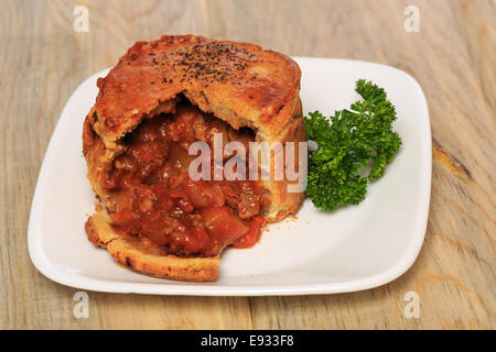 Marché Trader Joe's Steak and Ale Pie de viande congelés préparés à partir de Banque D'Images