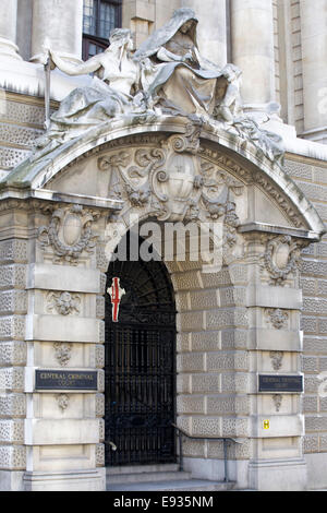 Entrée principale de la cour criminelle centrale London England Banque D'Images