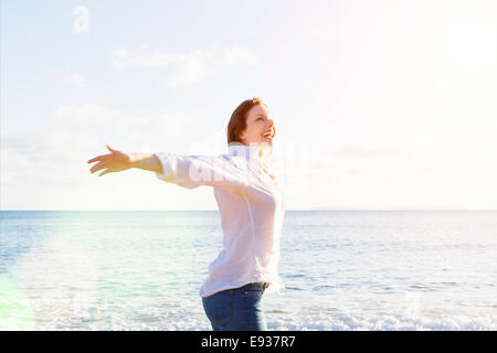 Portrait de femme sur la plage Banque D'Images