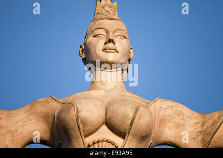 Imperia statue par le sculpteur Peter Lenk à l'entrée du port, le lac de Constance, Constance, Bade-Wurtemberg, Allemagne, Europe Banque D'Images