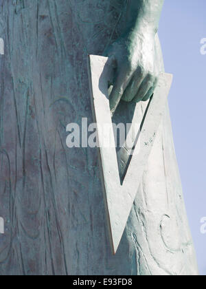 Pythagore de Samos, monument érigé dans sa ville natale, nommé d'après lui, Pythagorion dans l'île de Samos en Grèce Banque D'Images