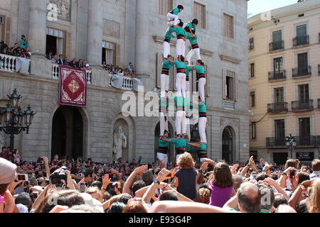 Barcelone, Espagne - 24 septembre 2012 : tours humaines concours à la Merce Festival 2012 à Barcelone. Banque D'Images