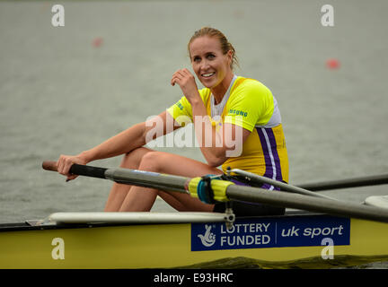 Nottingham, Royaume-Uni. 18 Oct, 2014. Championnats du monde britannique. Helen Glover, de l'Imperial College devient championne nationale en la Womens quatre sans barreur. Credit : Action Plus Sport/Alamy Live News Banque D'Images