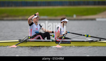 Nottingham, Royaume-Uni. 18 Oct, 2014. Championnats du monde britannique. John Collins et Jonathan Walton de Leander Club Devenez champions nationaux en remportant la finale du Mens : Action Crédit Plus Sport/Alamy Live News Banque D'Images