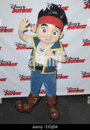 Los Angeles, Californie, USA. 17 Oct, 2014. Jake assistant à la première partie de costume pour l'événement "Jake and the Never Land Pirates : Bataille pour le livre !'' tenue à la Walt Disney Studios de Burbank, Californie le 17 octobre 2014. 2014Constance Marie © D. Long/Globe Photos/ZUMA/Alamy Fil Live News Banque D'Images