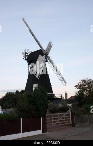 Herne moulin dans village de herne dans East Kent uk 2014 Banque D'Images