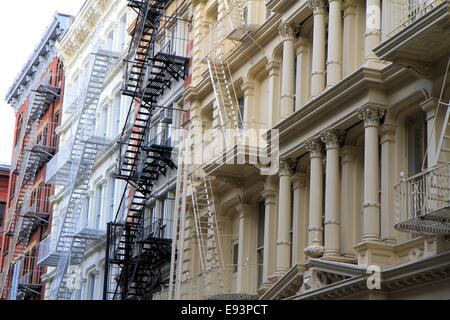 Escaliers de secours, Soho, Manhattan, New York City, USA Banque D'Images