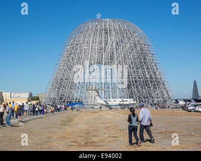 Mountain View, CA/USA - 18 octobre 2014 : l'Ames Research Center de la NASA 75e anniversaire Portes Ouvertes. Les visiteurs de l'événement ont visité Banque D'Images