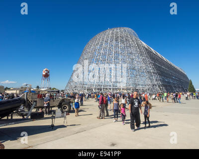 Mountain View, CA/USA - 18 octobre 2014 : l'Ames Research Center de la NASA 75e anniversaire Portes Ouvertes. Les visiteurs de l'événement ont visité Banque D'Images