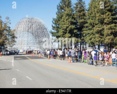 Mountain View, CA/USA - 18 octobre 2014 : l'Ames Research Center de la NASA 75e anniversaire Portes Ouvertes. Les visiteurs de l'événement ont visité Banque D'Images