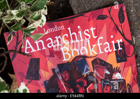 Londres, Royaume-Uni. 18 Oct, 2014. Salon du livre anarchiste de Londres Crédit : Guy Josse/Alamy Live News Banque D'Images