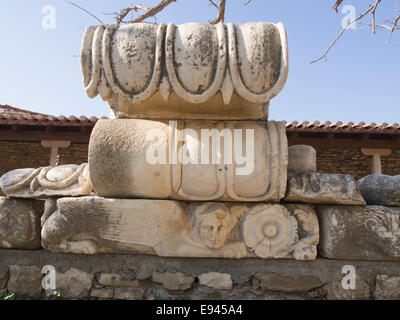 Heraion de Samos, sanctuaire de la déesse Héra de Samos, Grèce, un UNESCO World Heritage Site, Sphinx, avec la tête et les ailes de womans Banque D'Images
