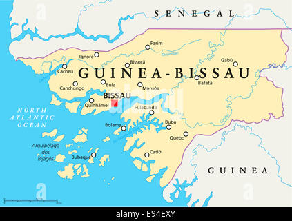 Carte Politique de la Guinée-Bissau avec capitale Bissau, les frontières nationales, les villes importantes et les rivières. English l'étiquetage et à l'échelle. Banque D'Images