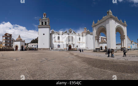 La basilique de Nuesta Señora de la Candelaria, également connu sous le nom de la Basilique de la Vierge de Copacabana ou la Virgen Negra Banque D'Images