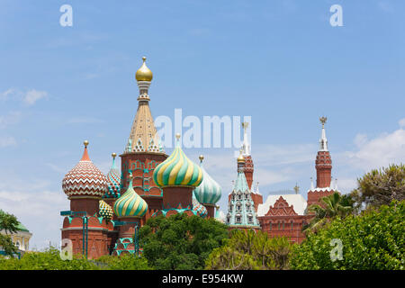 Kremlin Palace Hotel et une réplique du Kremlin, Kundu, Aksu, Turkish Riviera, Antalya Province, région méditerranéenne, Turquie Banque D'Images