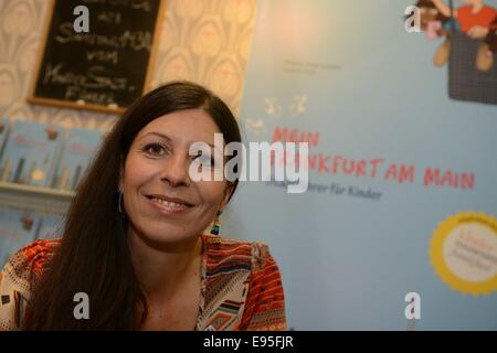 Henrich-Kalveram Verlegerin Cristina, à la 66e foire du livre de Francfort à Francfort-sur-Main, Allemagne, octobre 2014. Banque D'Images