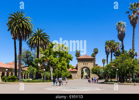 Quad principal, Stanford University, Palo Alto, Californie, États-Unis Banque D'Images