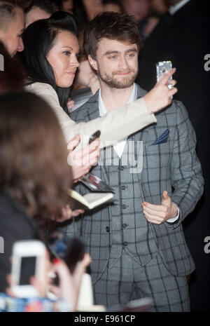 Londres, Royaume-Uni. 20 Oct, 2014. Daniel Radcliffe participe à "cornes" UK Premiere à l'odéon West End à Londres, en Angleterre. 20 octobre 2014 photo par Brian Jordan/Alamy Live News Banque D'Images