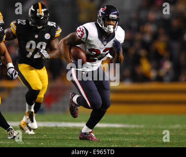 Pittsburgh, USA. 20 Oct, 2014. Arian Foster # 23 au cours de la Pittsburgh Steelers vs jeu Texans de Houston à Pittsburgh, PA. Credit : Cal Sport Media/Alamy Live News Banque D'Images