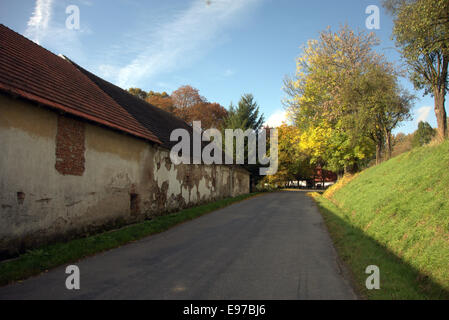 Différentes vues d'Cernivsko (100 kms de Prague le train) - Caractéristiques du sud villages de Bohême ; principalement basée sur l'agriculture Banque D'Images