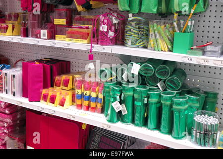 Articles de papeterie pour enfants dans un magasin à vendre,Sydney Australie Banque D'Images