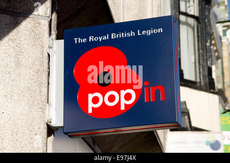 Royal British Legion boutique, High Street, Cardiff, Pays de Galles. Banque D'Images