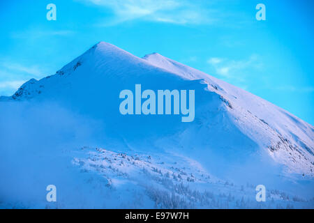 Snovy en hiver montagne Banque D'Images