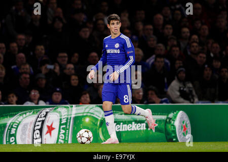 Londres, Royaume-Uni. 21 Oct, 2014. Phase de groupes de la Ligue des Champions. Chelsea contre Maribor. Oscar de Chelsea en action : Action Crédit Plus Sport/Alamy Live News Banque D'Images