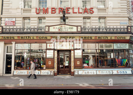 James Smith & Sons parapluies shop, London, England, UK Banque D'Images