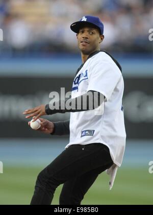 Vendredi 18 avril 2014 ; à l'Célébrités jeu Dodgers. Les Diamondbacks de l'Arizona a défait les Dodgers de Los Angeles par le score final de 2-1 au Dodger Stadium à Los Angeles, CA. Avec : Marlon Wayans Où : Los Angeles, California, United States Quand : 19 Avr 2014 Banque D'Images