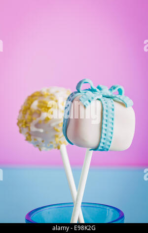 Cake pops comme cadeau de fête, ou peut-être pour la saint valentin Banque D'Images