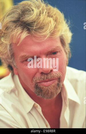 Richard Branson de Virgin Group à 'V97' music festival, en Angleterre, en août 1997. Banque D'Images