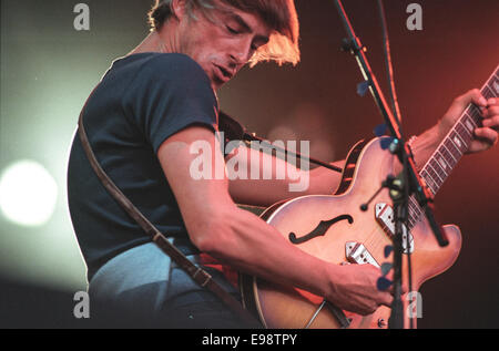 Paul Weller apparaît sur scène dans 'T dans le Parc' music festival, en Ecosse, en 1997. Banque D'Images