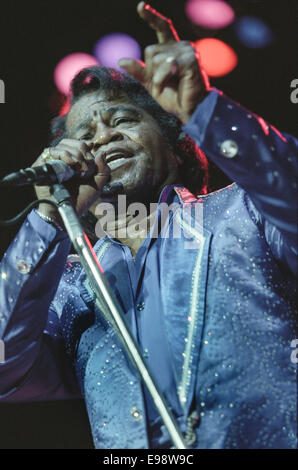 James Brown en concert à Glasgow (Armadillo), Glasgow, Ecosse, en 1998. Banque D'Images