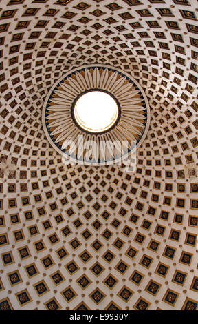 Plafond de l'église de l'Assomption de Notre-Dame à Mosta, Malte Banque D'Images