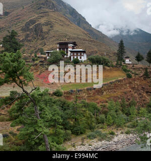 Dans Tamchhog Thakhang Paysage, Bhoutan Banque D'Images