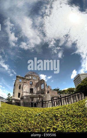 Un dôme, parc de la paix, Hiroshima, Japon. Banque D'Images