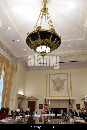 Washington, DC, USA. 22 octobre, 2014. Une séance publique pour discuter d'un final rulemaking nécessitant des sponsors d'opérations de titrisation de conserver le risque dans ces transactions est tenu par des gouverneurs Conseil nourris à la Réserve fédérale américaine à Washington, DC, la capitale des États-Unis, le 22 octobre 2014. Credit : Bao Dandan/Xinhua/Alamy Live News Banque D'Images