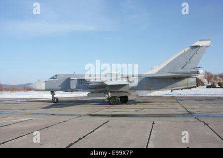 Su-24 Fencer au décollage Banque D'Images