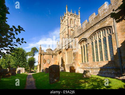 Église et cimetière à Chipping Campden Banque D'Images