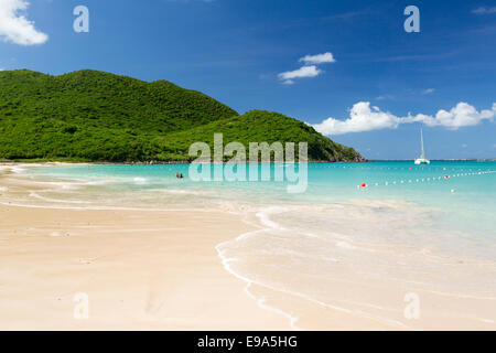 La magnifique plage de l'Anse Marcel à St Martin Banque D'Images