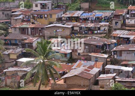 Bidonvilles de Freetown, Sierra Leone Banque D'Images