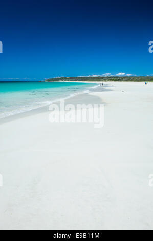 Plage de sable blanc et eaux turquoise, Shelley Cove, près de Eagle Bay, Australie occidentale Banque D'Images